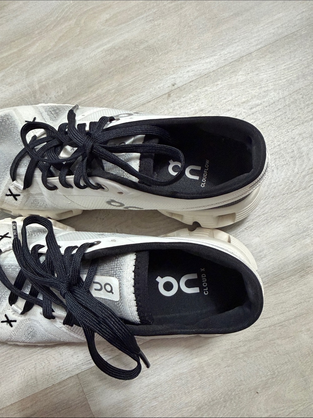ON CLOUD SNEAKERS - Picture 3 of 3